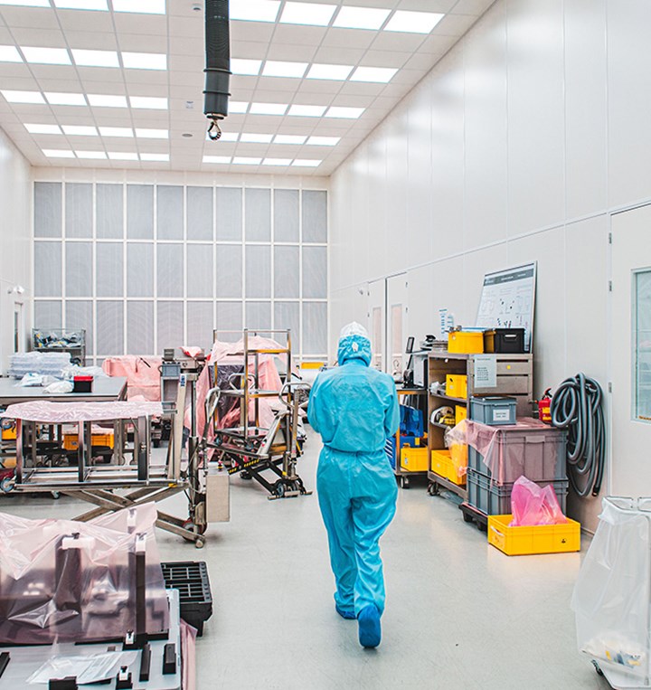 HQ pack Cleanroom department